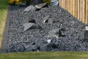 Dekoratyvinė skalda Black basalt Vilniuje, Kaune