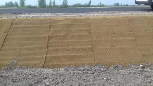 Kokoso pluošto priešerozinis tinklas