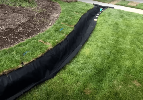 Drenažinė tranšėja su geotekstile